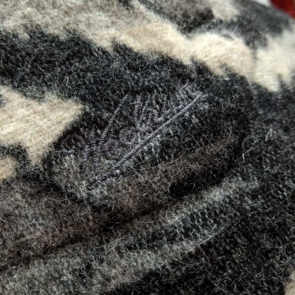 Woolrich Sweater x American Eagle - Picture 6 of 8